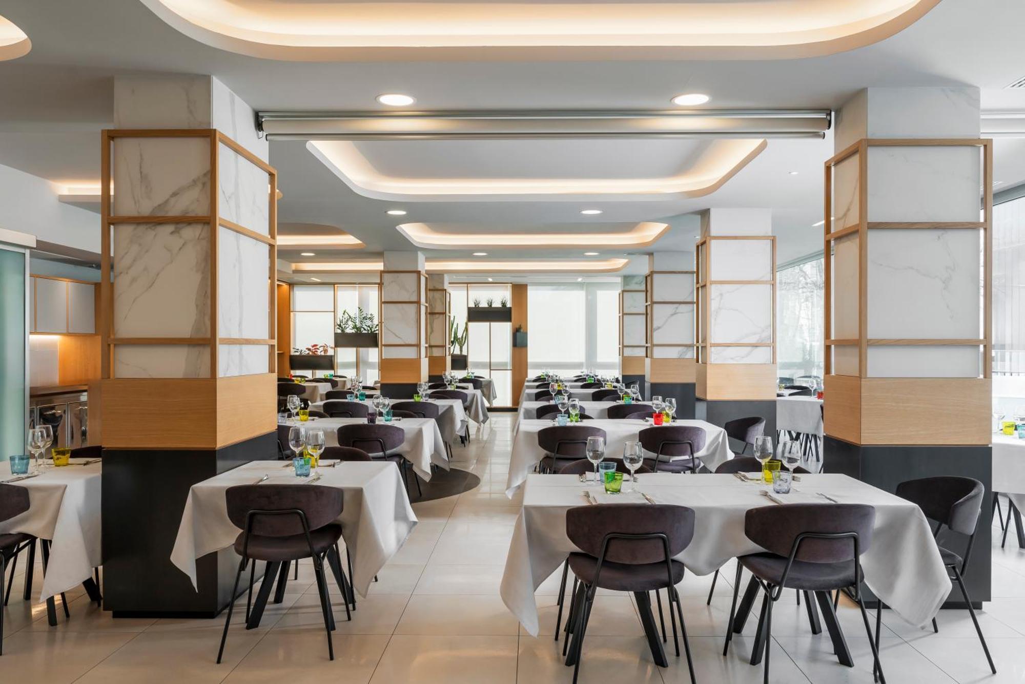 Aqua酒店4*
